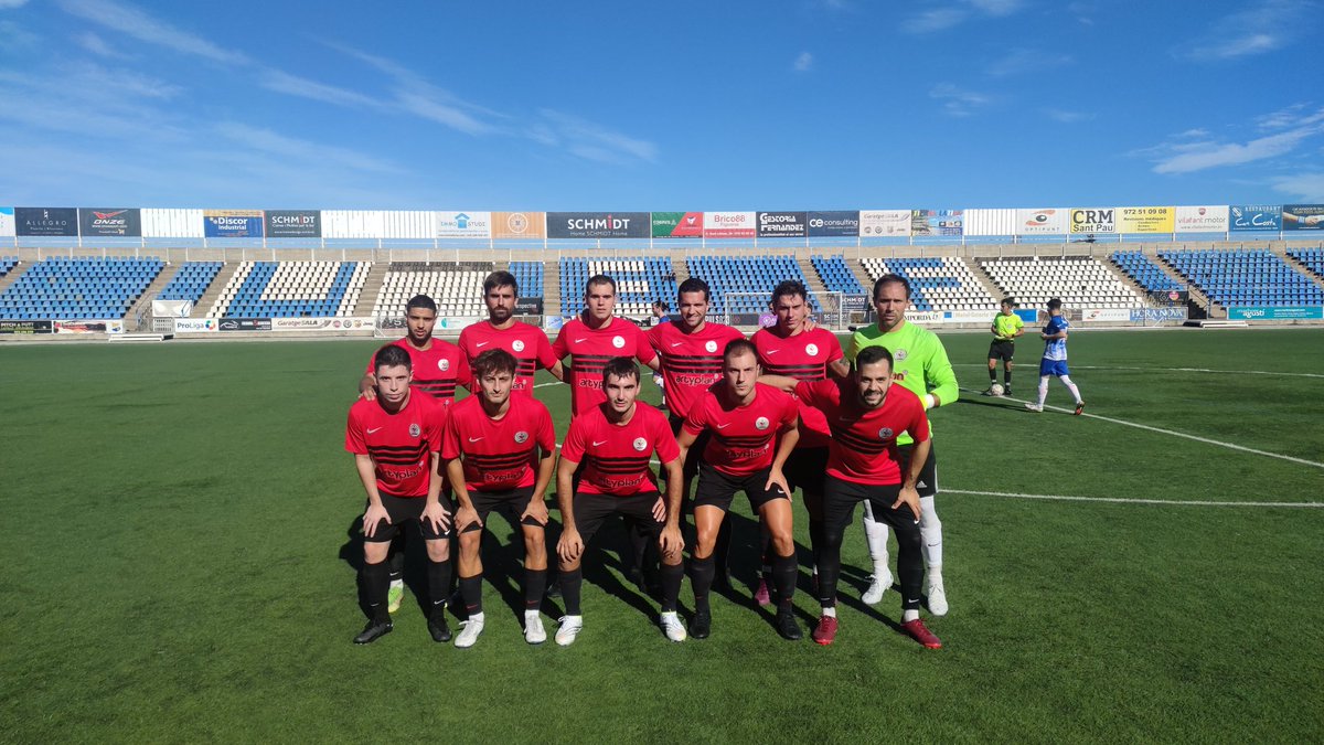 Una gran tarde futbol #1cat1 on apessar de la derrota #CfTorello per la minima 0-1 al camp del  #Uefigueres les sensacions han set positives i la bona imatge i bon partit del equip #Pescallunes .

seguim💪💪
a per el proxim #Cftorello - #uecangibert