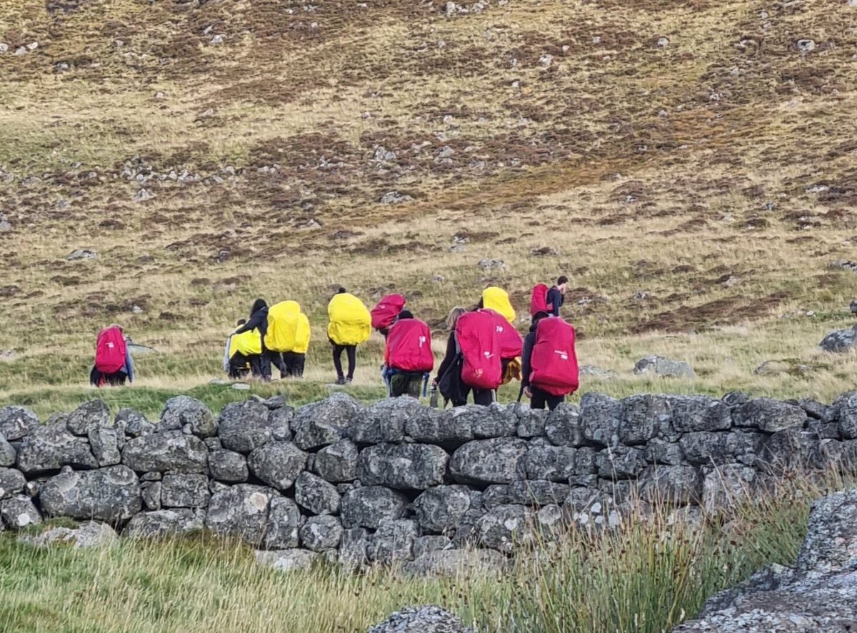 Well that's the end of our expedition season and it's been really nice bumping into some familiar faces on our travels <a href="/coops01_mrs/">MrsCoops01</a> @FionaLawrenceSG and Miss Lawson (an old PE teacher).  All 3 ladies commented on how friendly and well mannered our pupils are.