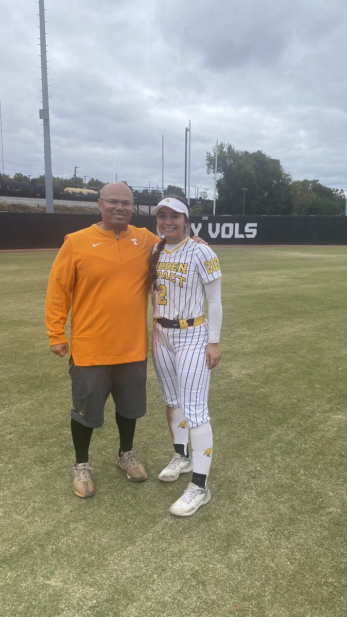 VClayton2024's tweet photo. I had an amazing time at rocky top this weekend at the @Vol_Softball prospect camp! A big thanks to @KarenWeekly @KateMalveaux @CoachMalveaux and @MRhodesSmith for hosting a great camp! https://t.co/26xBoHhJEy