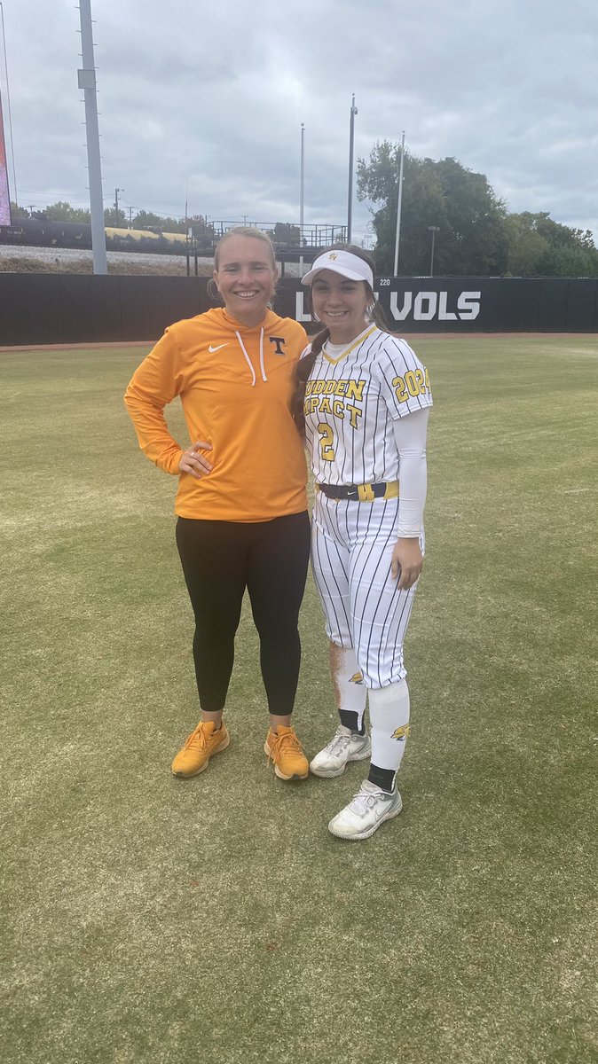 VClayton2024's tweet photo. I had an amazing time at rocky top this weekend at the @Vol_Softball prospect camp! A big thanks to @KarenWeekly @KateMalveaux @CoachMalveaux and @MRhodesSmith for hosting a great camp! https://t.co/26xBoHhJEy
