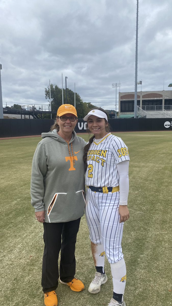 VClayton2024's tweet photo. I had an amazing time at rocky top this weekend at the @Vol_Softball prospect camp! A big thanks to @KarenWeekly @KateMalveaux @CoachMalveaux and @MRhodesSmith for hosting a great camp! https://t.co/26xBoHhJEy