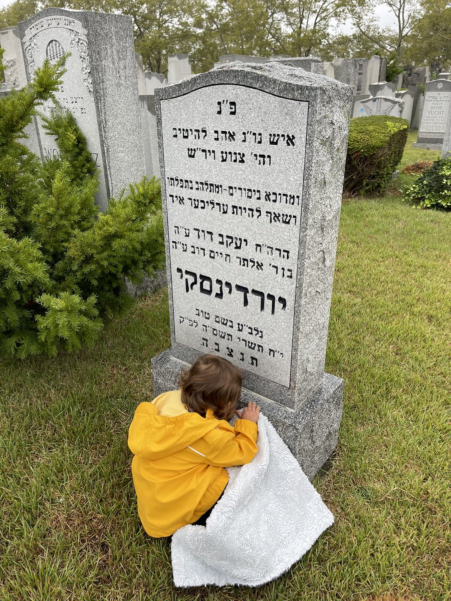 RemiStark's tweet photo. Today I visited the Kever of my paternal grandfather, Gabbai to the Lelover Rebbe.

Tears filled my eyes as I ‘introduced’ his Yiddishe Nachas.

My Grandfather would cry to the Rebbe for Yiddish Doros! The Rebbe reassured it will be, just not in his lifetime. https://t.co/PLA0pNpXll