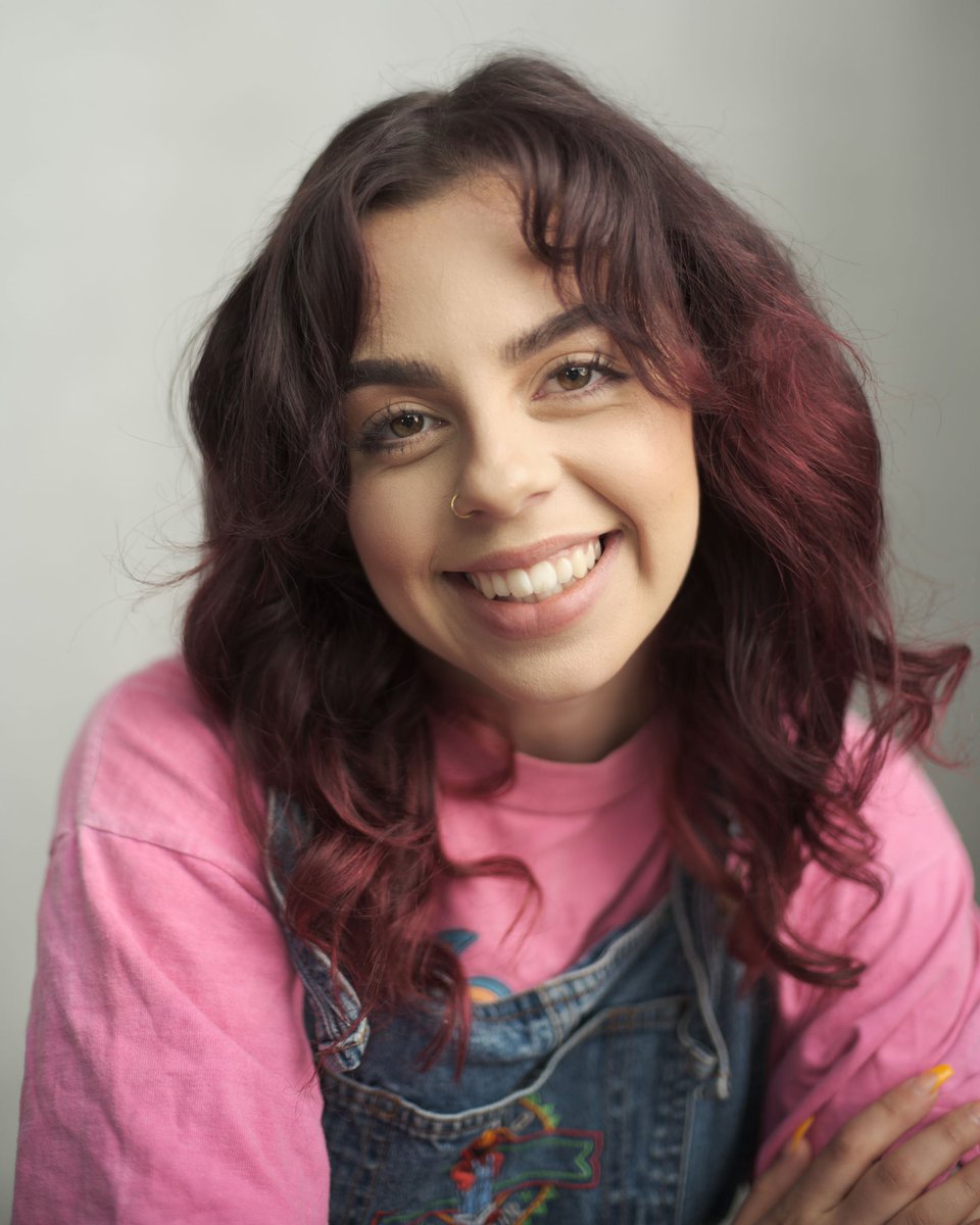 abbyxthomas's tweet photo. new headshots courtesy of @JamesMelia <3 https://t.co/StR98MCP0g