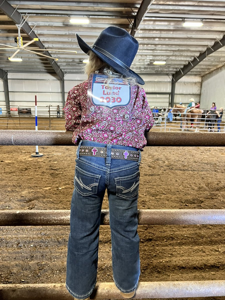 NikkiShyanne's tweet photo. Beyond blessed to be this little cowgirls mama ❤️ First little britches rodeo in the books! Back again in a few weeks. https://t.co/lNNttcwtst