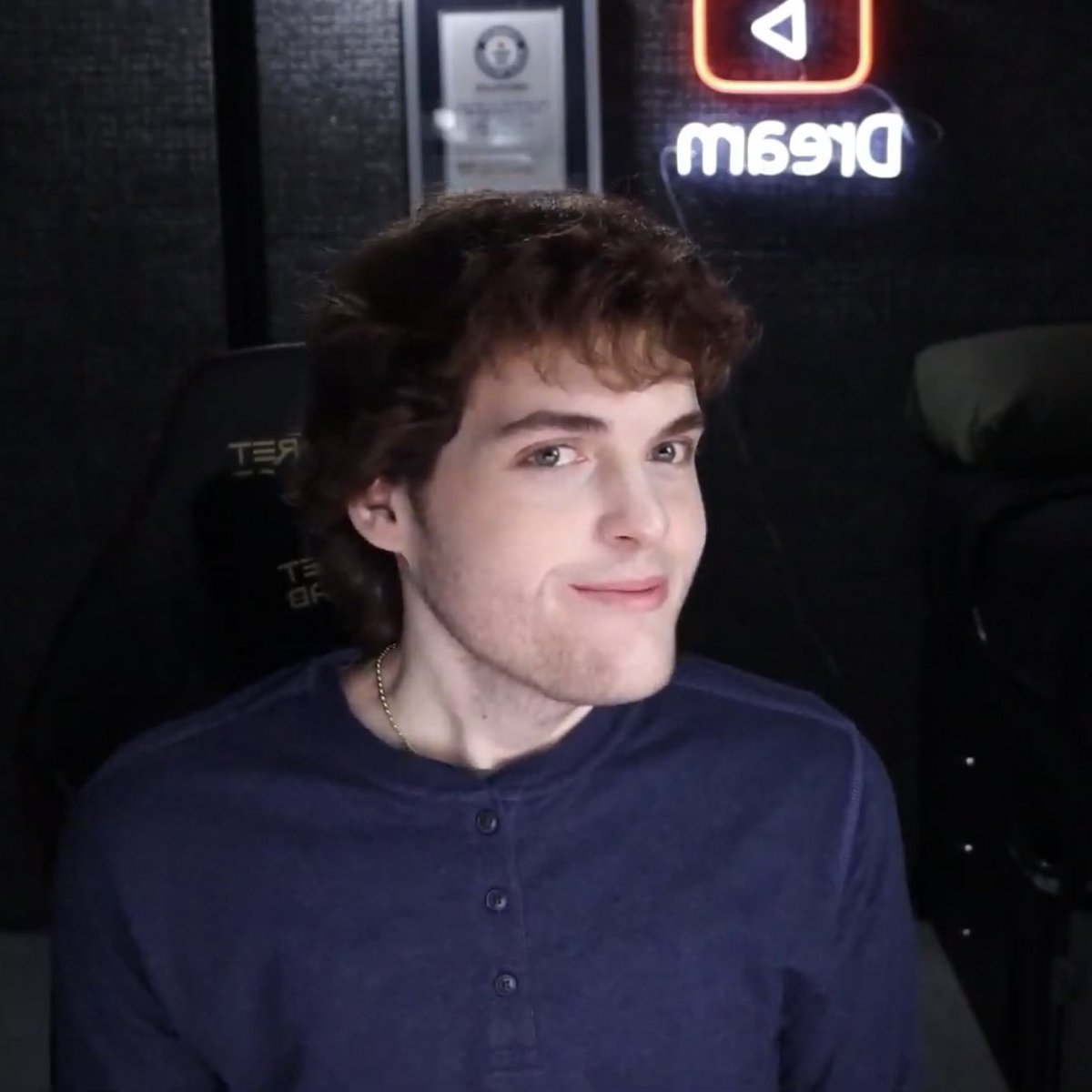 dream looks like shane dawson and onison had a fucked up love child