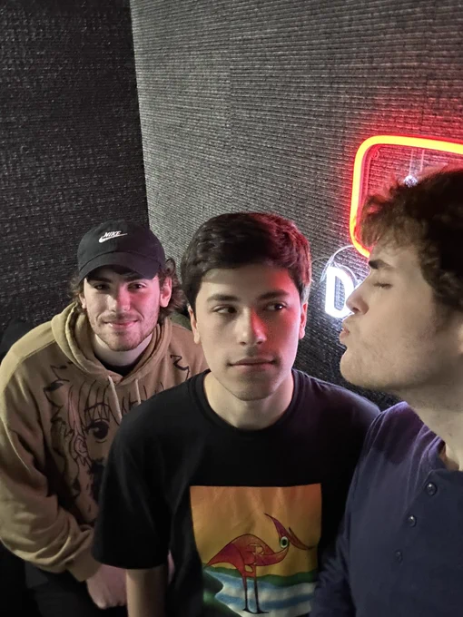 THIS IS SO FUCKING GOOD 