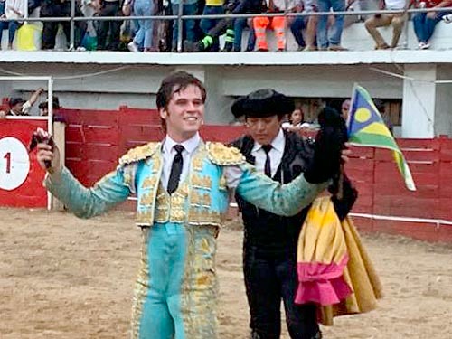 Valencia ECU Plaza Monumental 2ª corrida de la Ciudadela de San Francisco. Toros de Ortuño el 4º indultado, para Juan Francisco Hinojosa ovación/indulto, Juan <a href="/pedrollaguno/">Juan Pedro Llaguno</a> vuelta/oreja y el rejoneador <a href="/alvaromejiap/">A</a> 2orejas <a href="/portaltaurino/">Portal Taurino</a>