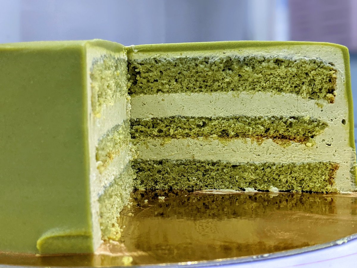 cheikhounacound's tweet photo. Un layer cake avec un fruit communément appelé Detarium Sénégalaise connu sous le nom de #Ditakh. https://t.co/fRrOh2a1lP