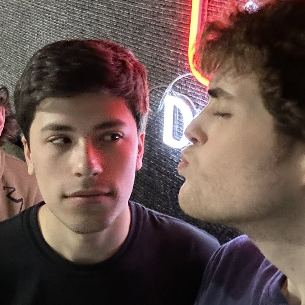 georgecatfound's tweet image. 