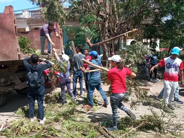 Eso es lo que se necesita en tiempos difíciles. Que afloren los valores más hermosos en función del bien común, desterrando egoísmos, siendo solidarios, solo unidos y trabajando construiremos una Cuba Mejor.

🤝¡Unidos podemos!

#Cuba #FuerzaCuba #FuerzaPinar #CubaPorLaVida