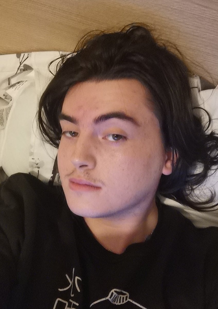 //ᅠ 
ᅠᅠᅠ 
ᅠᅠdream face reveal = me face reveal (even though its not a reveal I've posted before lol)ᅠ 
ᅠᅠᅠ 
ᅠᅠ