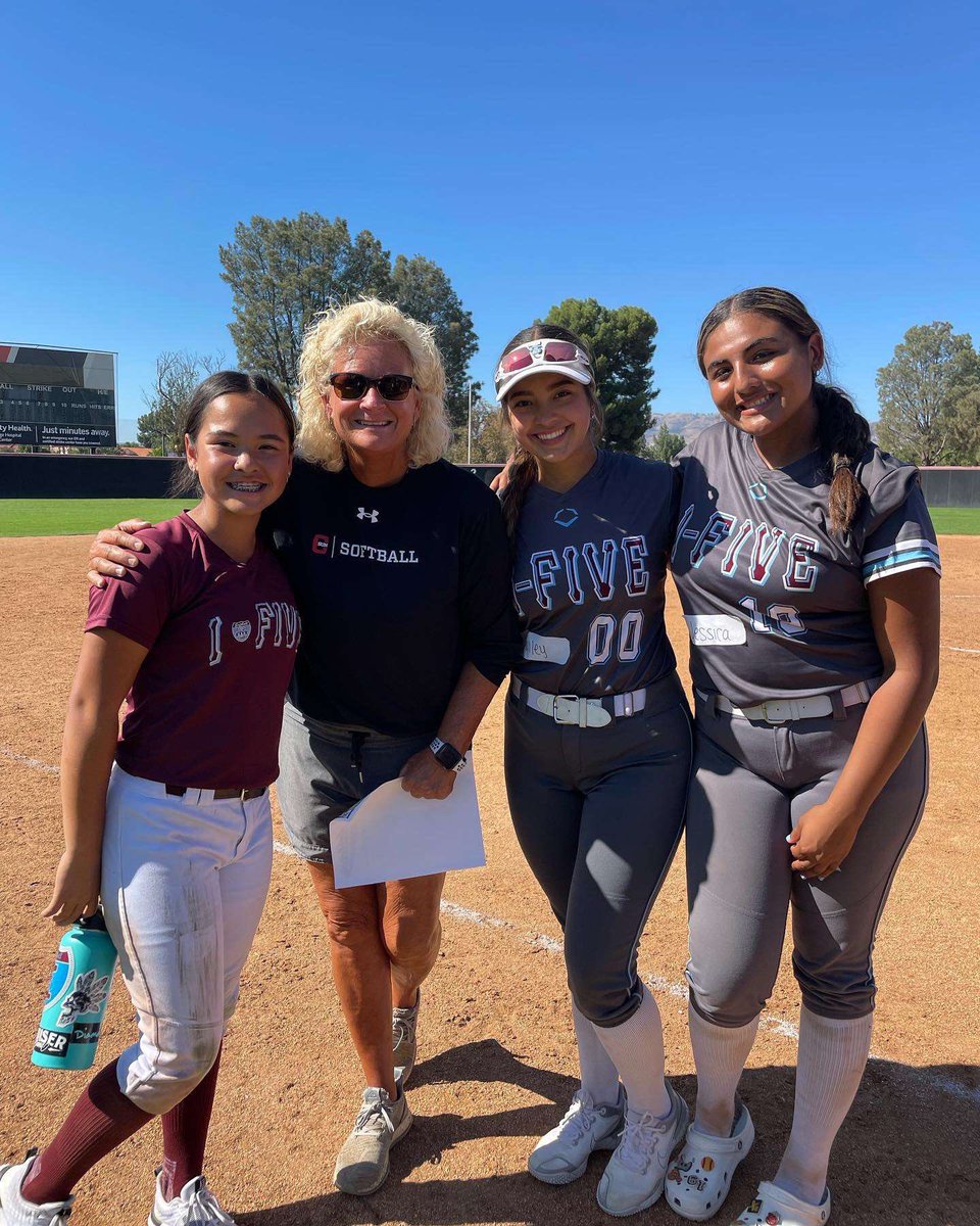 JessicaRamos_19's tweet photo. Thank you so much @CSUNSoftball I had an amazing time today and learned so much. I loved the way the players and coaches ran this. Cant wait to be back soon❤️ @CharMorgan34 @ChelsJohnson29 https://t.co/WnyA4qEt8p