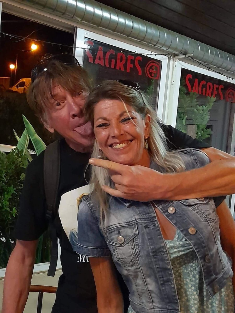 AkBandThe's tweet photo. I will always Support #M @ #Shefights @karenak @wilybo @wild4orange @The_SoapGirls @COSENTINOFRANK @Judy_Cockerton @Wrix2 @_MarieHunt @LupeGaru @RockinFlute @TheFabMissWendy @SJMband @OzzyOsbourne @marilynmanson @LeonasSister @MarietteFBS @fatbastardsound J.AK #TheAKBand <3 https://t.co/nxBHPEFv6x