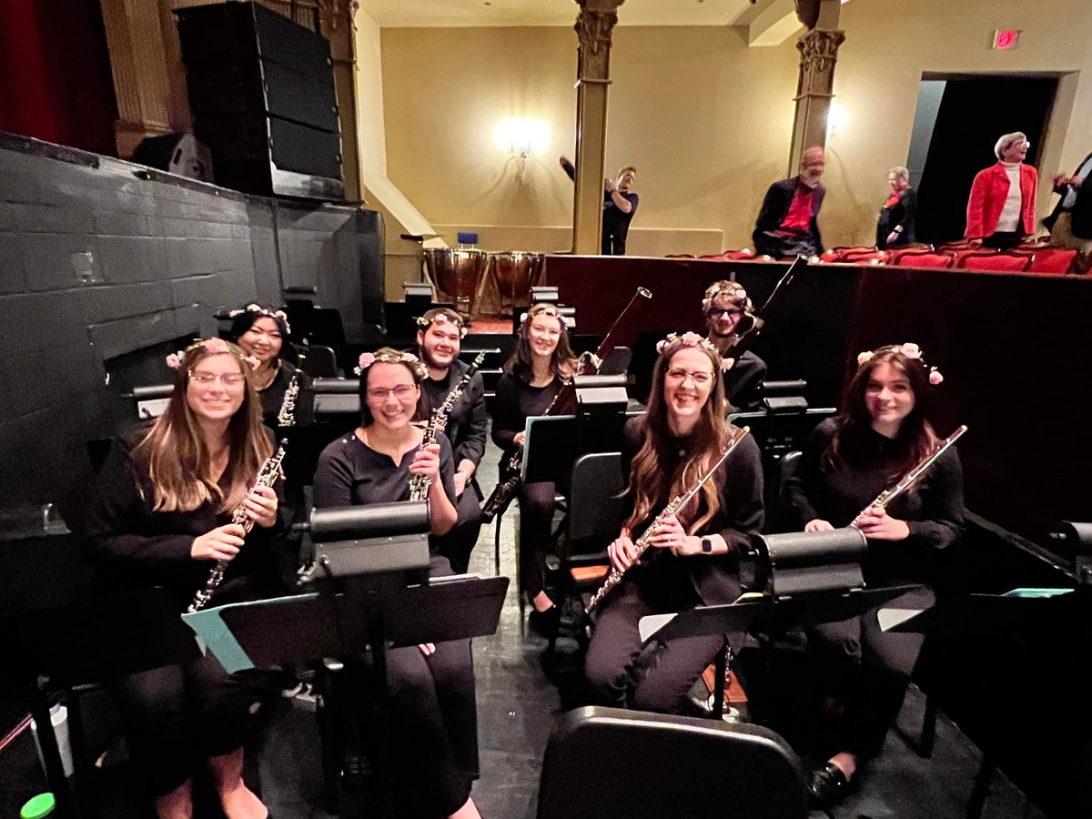 UKOboes's tweet photo. Three cheers 🥳 for the Woodwind members of the orchestra for the @UKOperaTheatre  production of Magic Flute! https://t.co/lCv2LXFusD