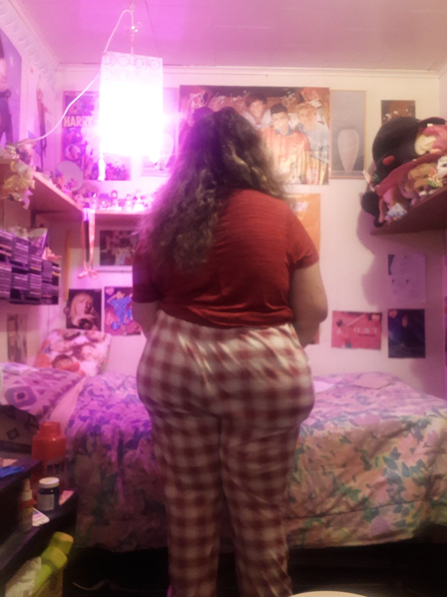 Natashaw404's tweet image. #outfitreveal #inmypjs #Fall2022