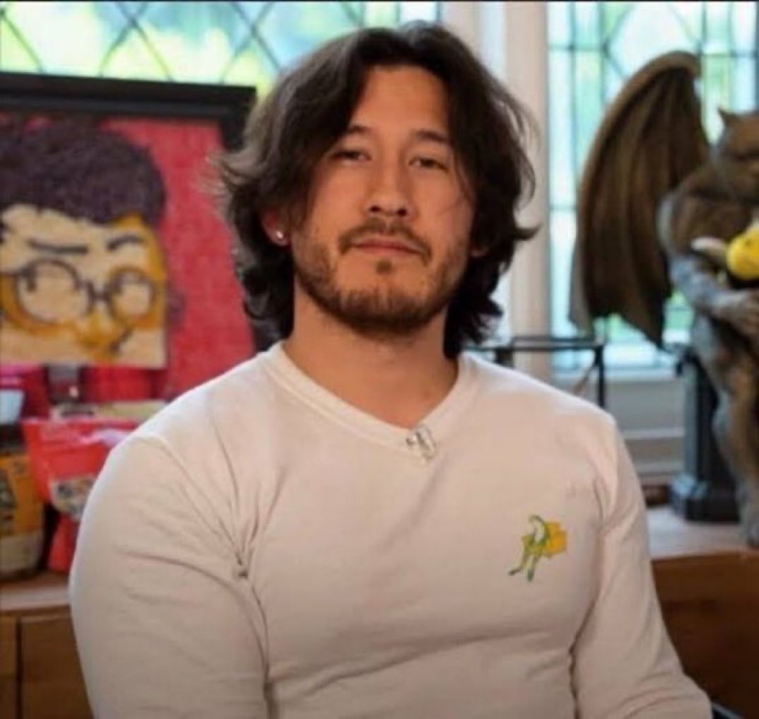 fairyjunii's tweet photo. NO ONE IS TOUCHING MARKIPLIER NO ONE!! https://t.co/iIlsKoAcLx