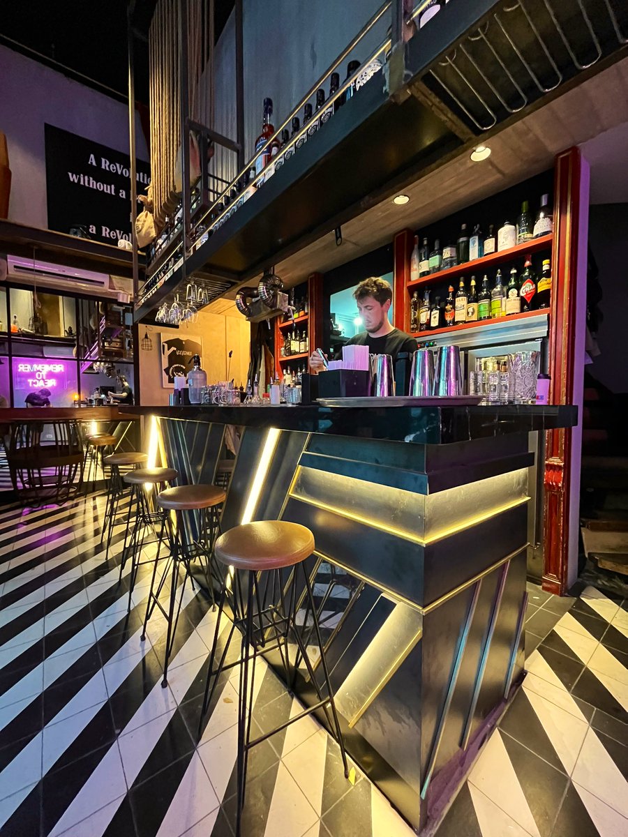 ritxinaval's tweet image. Habemus barra nueva en el @vdevermut 👀😎🤘🏻