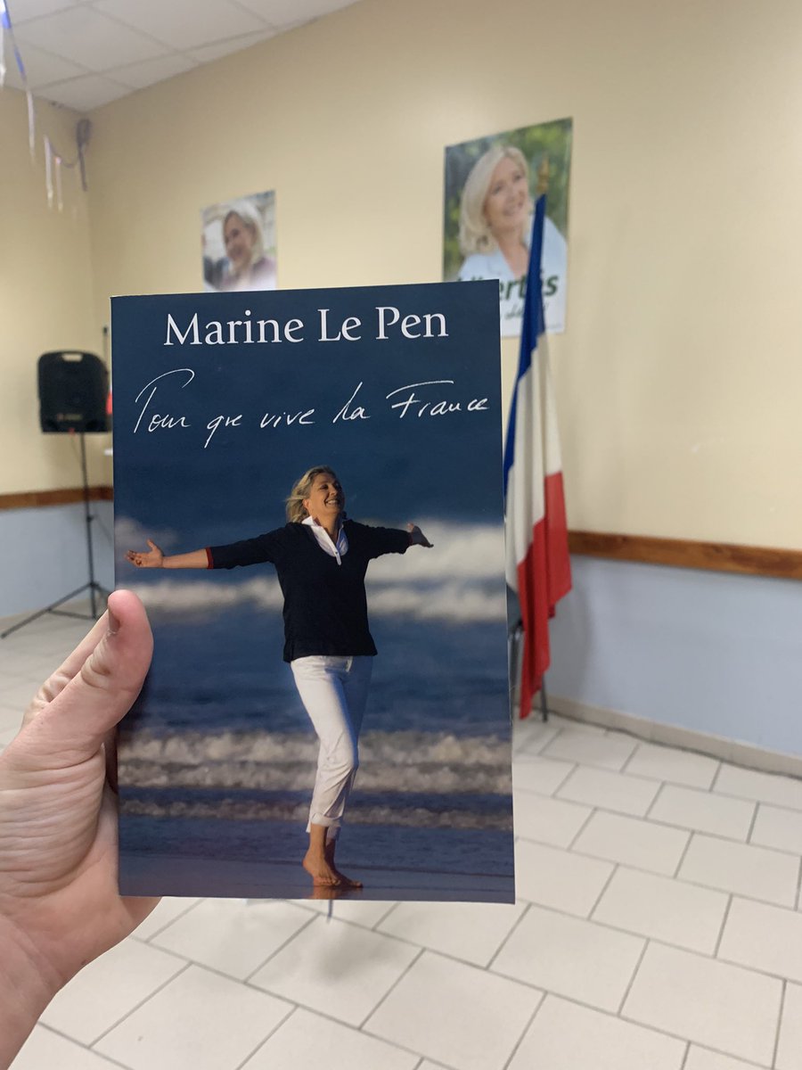 michael_france2's tweet photo. Moment magique avec Ⓜ️🇫🇷 @louis_aliot à Romery #RassemblementNational #rn #LouisAliot #MarineLePen #AssembleeNationale #Politique #romery https://t.co/Ig0P5mqYuW