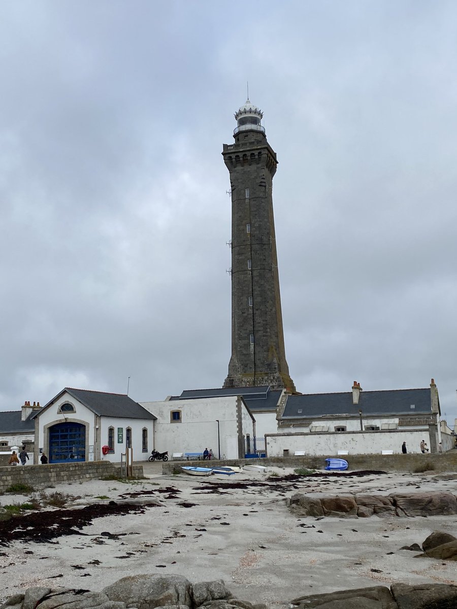 lapetitefolie_Penhors tweet media