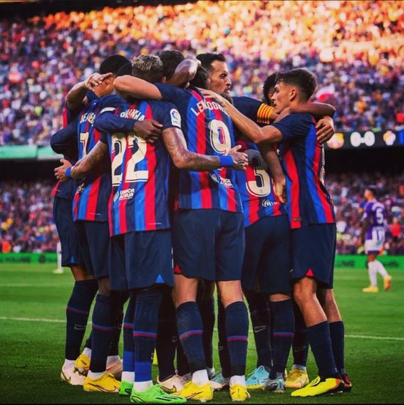 FRBarca_'s tweet image. Le Barça redevient leader de la Liga après 839 jours ! 🔝