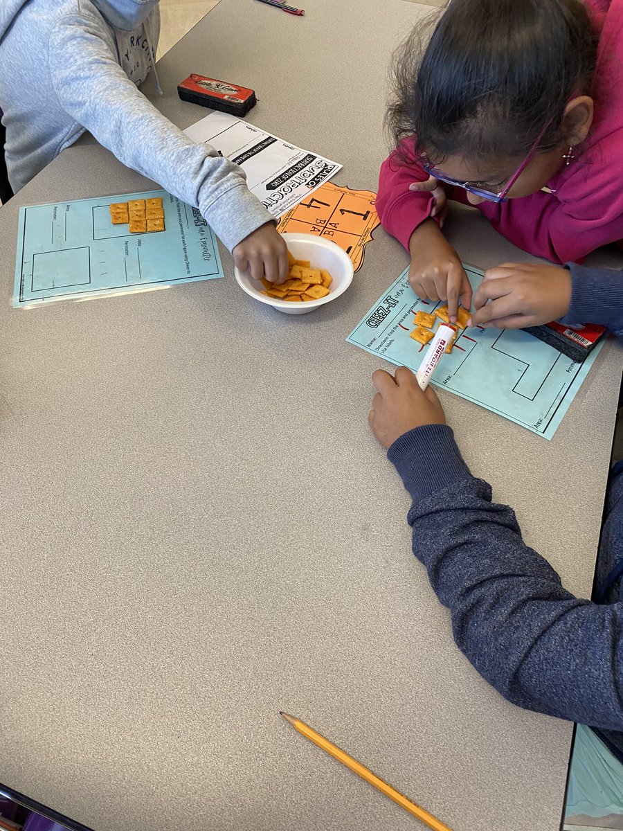 maribel_cazarez's tweet photo. This past week in 3rd grade we learned about perimeter! We practiced finding the perimeter of shapes using Cheez-It’s (as square tiles). Love seeing student collaboration! #alvaradoexcellence https://t.co/u7m5i5ukpM