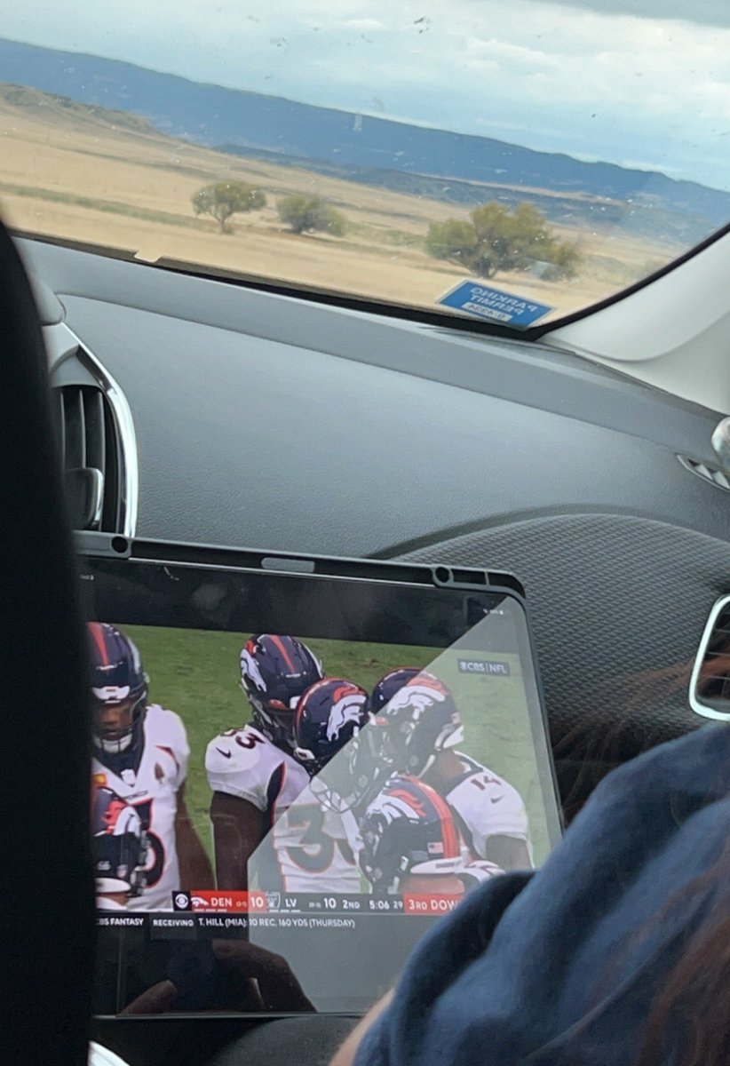 MacDaddyCJ's tweet image. Watching it On The iPad 
🚙💨 

#BroncosCountry #raiderhater @Broncos