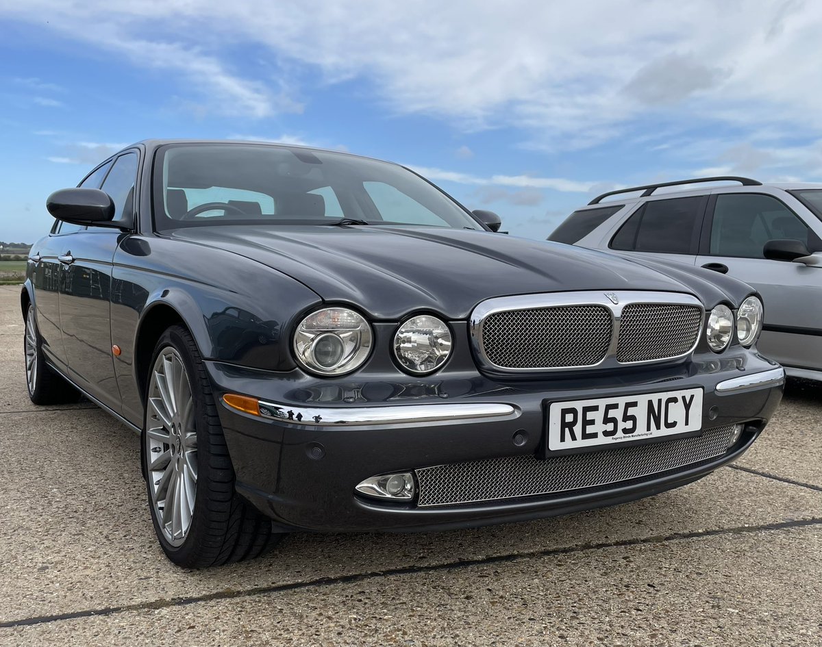 _Alfista's tweet image. The heart touching story behind this Jag, seen at North Weald Airfield meet this morning. The owner I actually know sort of, via the chatting to him at snack van at work &amp;amp; unexpectedly bumped in to him at snack van at the meet. Anyway I digress..  1/n