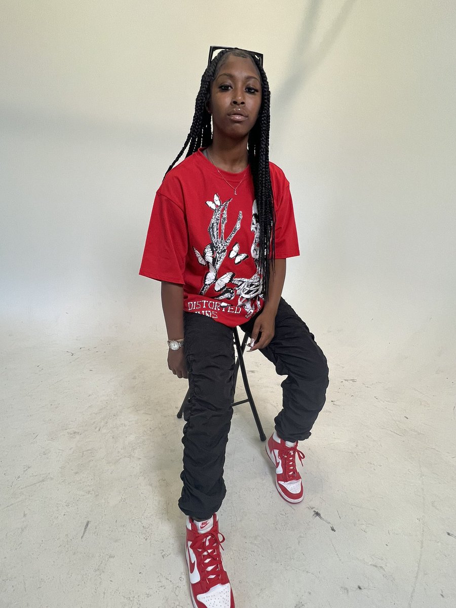 _DistortedMinds's tweet photo. Raw pics from our photo shoot https://t.co/1dStTpCv4D