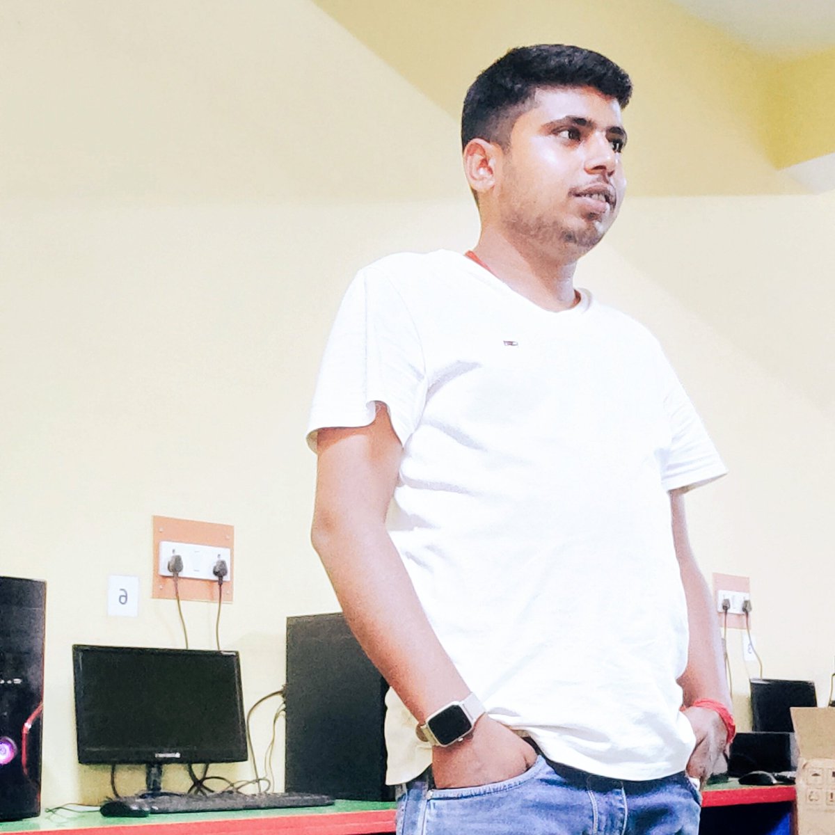 Ankitjharoyal's tweet photo. #NewProfilePic https://t.co/uh4aUOoNcl