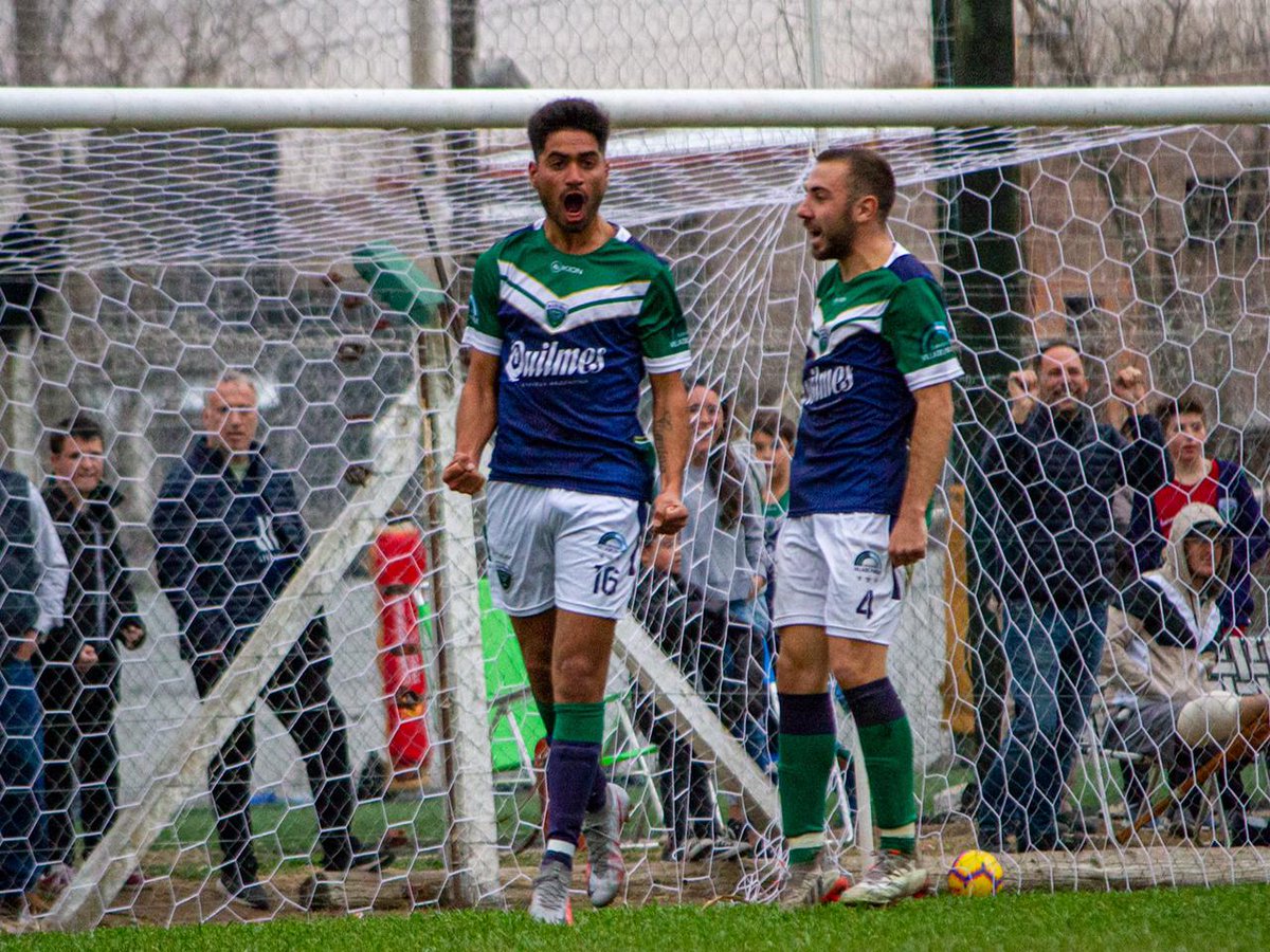 🕑 ¡GANÓ VILLA! 🇸🇱

Agónico y emotivo triunfo del equipo del Pili Julian con el gol sobre la hora de la Perla <a href="/Franco_G9/">Franco🍁</a> en un partido clave para salir de la zona de descenso directo. El "1", Waldemar Silva, le atajó un penal a Di Croce cuando restaban 10' 👏🏻

#VamosVilla 🟢🔵🟢