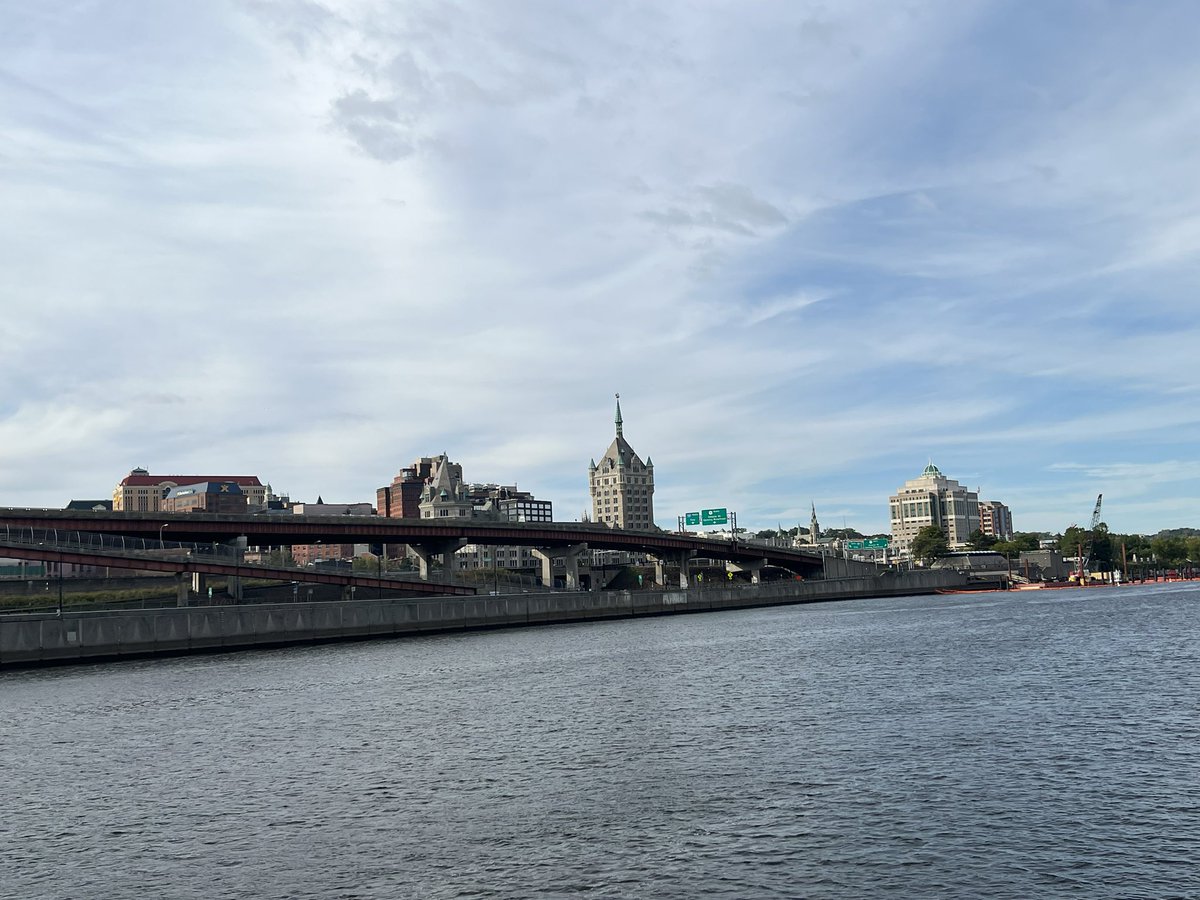 Glenn Robbins tweet media