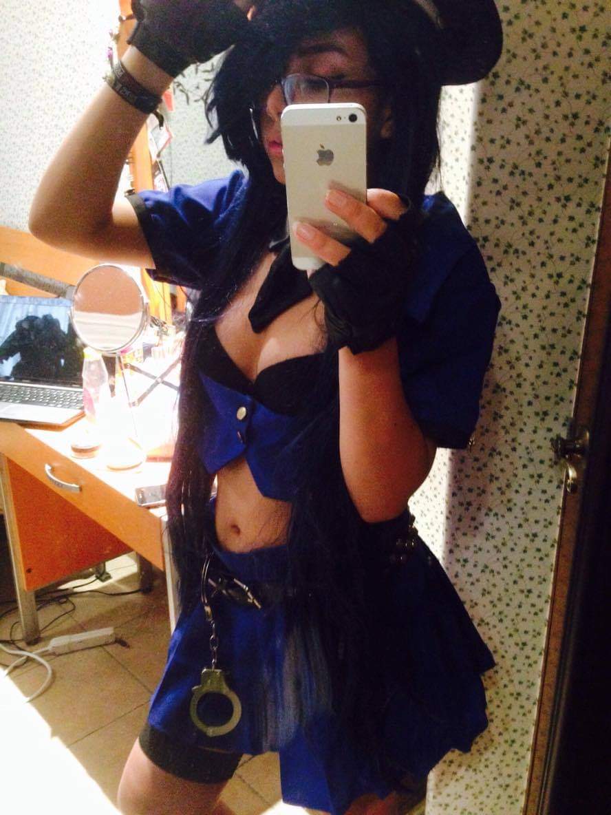 KittyJaaz's tweet photo. @LLA Una Caitlyn policía antes de que le hicieran el rework a sus skins xd cosplay viejito uwu

#GrandeLATAM https://t.co/Jcb79C84Ot