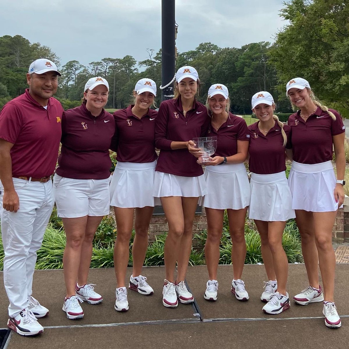 GopherWGolf's tweet photo. The Maroon and Gold are enjoying their new trophy after earning 2nd place in the Evie Odom Invitational. 😎🏆〽️ https://t.co/gR2DaBAfya