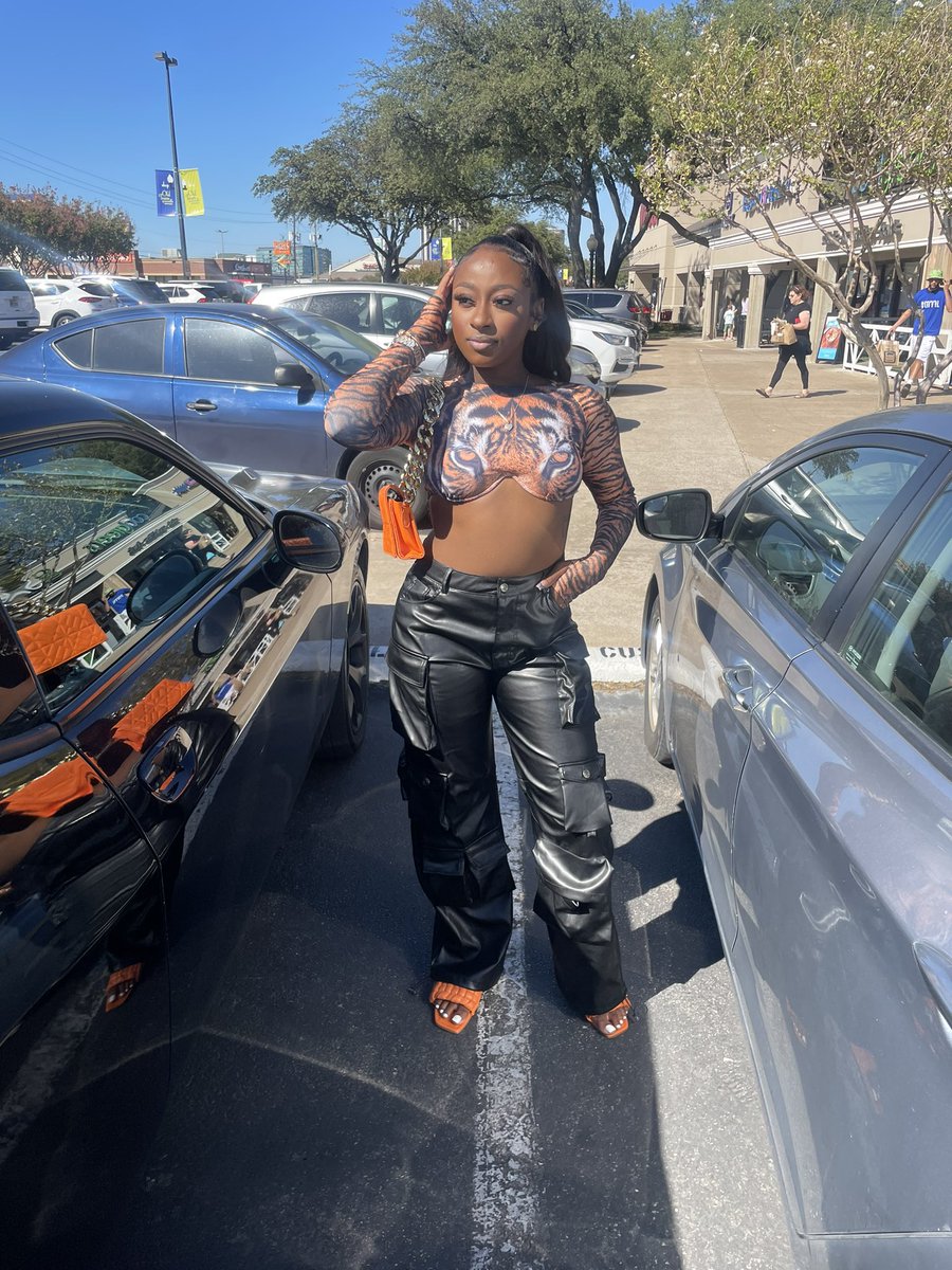 Toryoncee's tweet photo. I thought you knew🐅… #GramFam https://t.co/vq5oN2EzWS