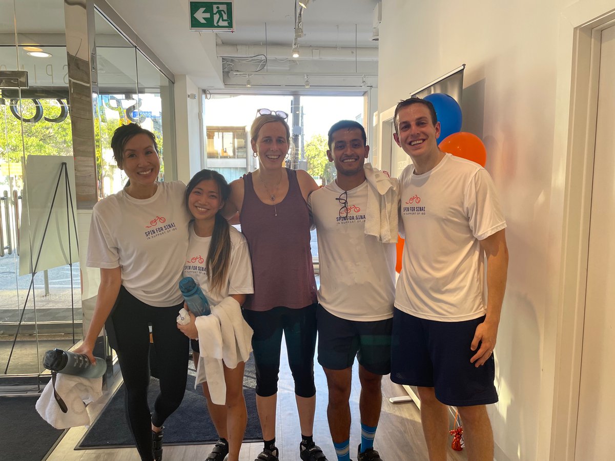 👩⚕️ Laura T 👩⚕️ (@laura_tee_mdgi) on Twitter photo Me when teaching residents: never let them see you sweat….
Also me with residents:
<a href="/SinaiHealth/">Sinai Health</a> <a href="/guthealthmd/">Dr Mark Silverberg</a> @rishad_J_khan <a href="/RussellYanofsky/">Russell Yanofsky</a> <a href="/yasixiao/">Yasi Xiao</a> <a href="/DangFrances/">Frances Dang</a>
#spinforsinai Me when teaching residents: never let them see you sweat….
Also me with residents:
<a href="/SinaiHealth/">Sinai Health</a> <a href="/guthealthmd/">Dr Mark Silverberg</a> @rishad_J_khan <a href="/RussellYanofsky/">Russell Yanofsky</a> <a href="/yasixiao/">Yasi Xiao</a> <a href="/DangFrances/">Frances Dang</a>
#spinforsinai