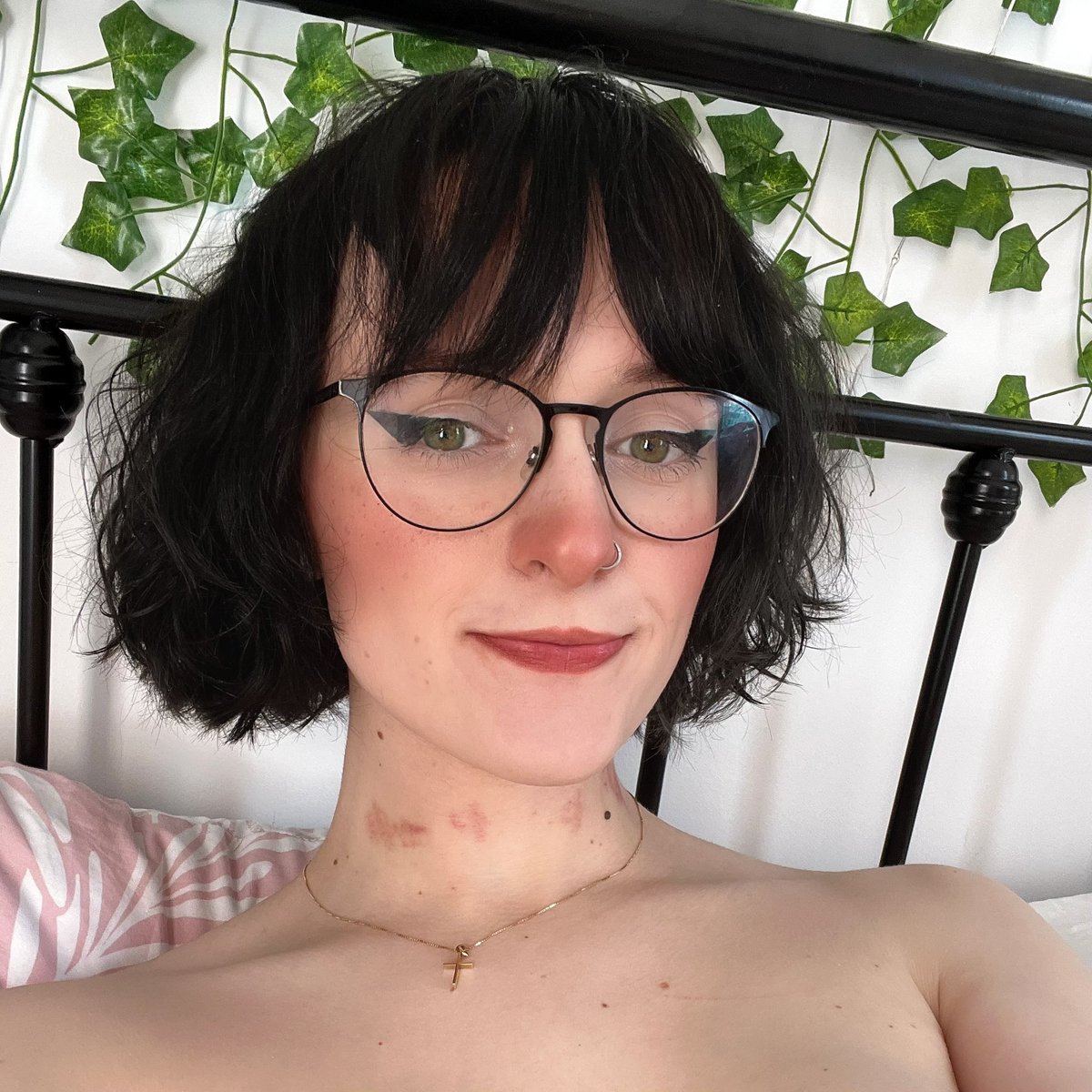 pierbiwierbi's tweet photo. damn just hit 2 years on hrt 😳 https://t.co/X7Nv937cXX