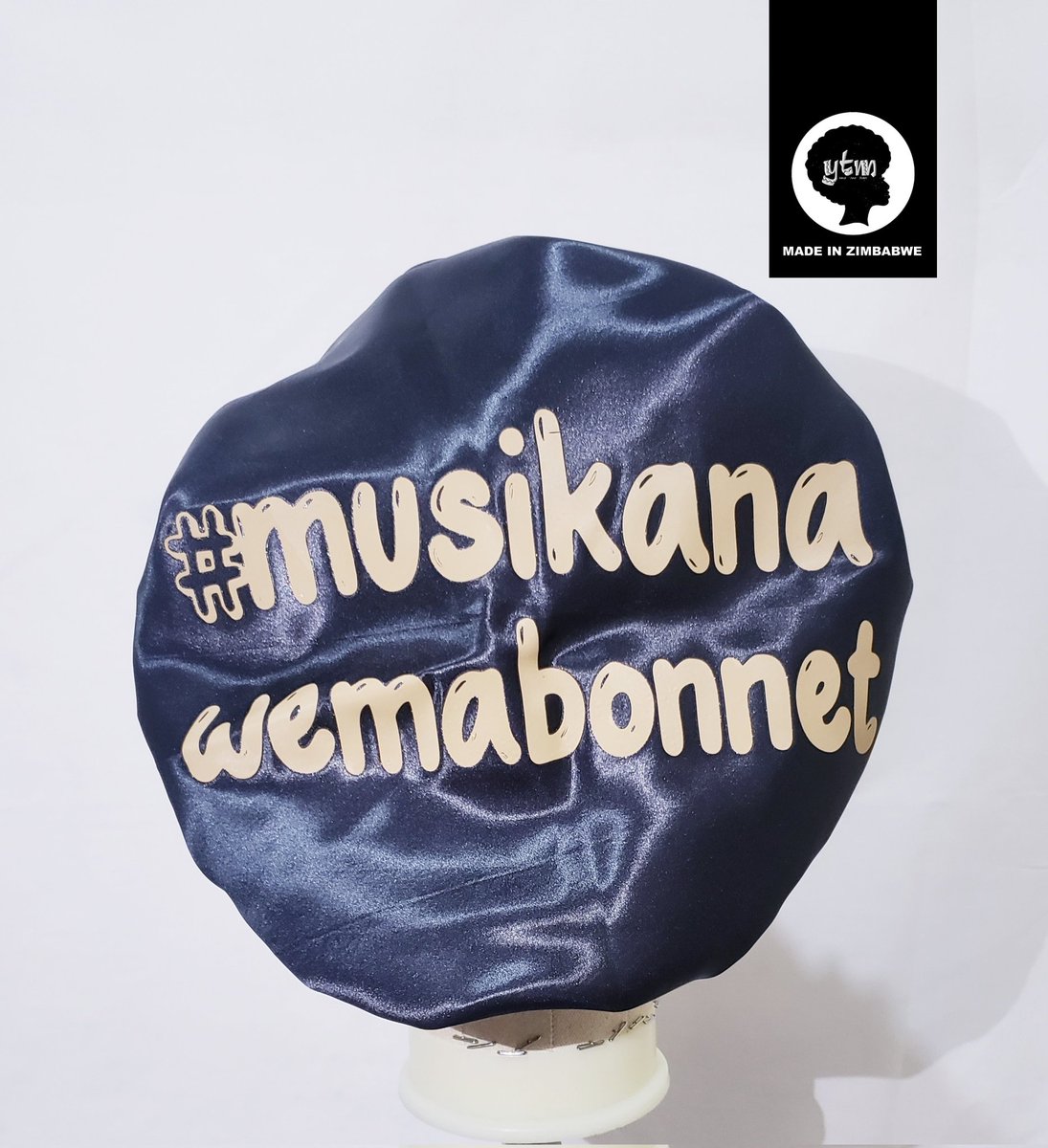 MapiyeYashar's tweet photo. Got an event? Want to be unique? Gifts ideas?
Get personalized/customized bonnets from the #ytmrange
Contact: +263775629991
#musikanawemabonnet #affordableluxury #satinmadness #printedbonnets #personalizedbonnets #customizedbonnets https://t.co/e9yHTD7KOO