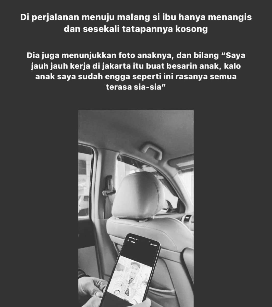 Ngga Bisa bayangkan gimana hancurnya hati seorang ibu yang perantauan mendapat kabar anaknya pergi selamanya😭🥀 

Al Fatihah Buat anaknya,buat ibu sabar yaa tetap kuat bu🥺

#PrayForKanjuruhan #prayforarema Tandatangani Petisi PSSI Tentara A.C.A.B Korban Kapolri Arema FIFA