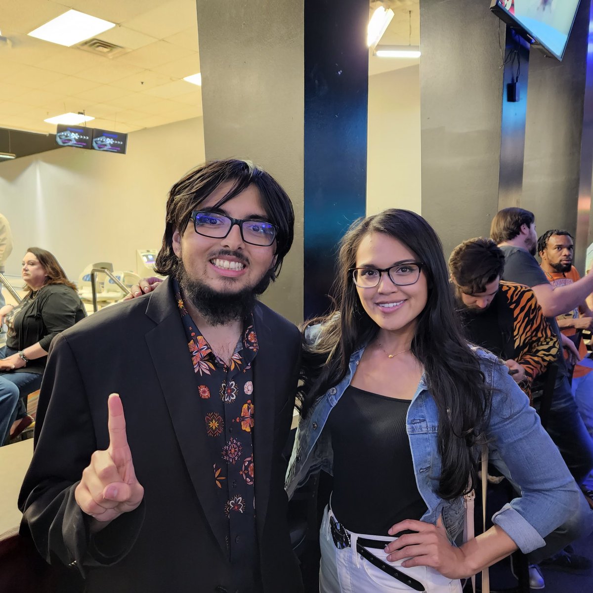 Wow__fi's tweet photo. Sav and Ali Jamal
Memories April 2nd 2022 Kingpin Invitational
#christian #prolife #conservative #trump #christmas
#christ #paleocon #nation #nationalist #traditionalist
#maga #tradition #america #values #nuclearfamily
#culture #politics #politigram
#paleoconservative https://t.co/J7KoAcAX4B