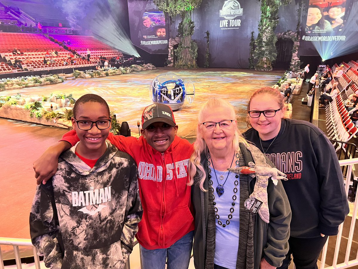 ShalaYoung's tweet photo. Ready for Jurassic World Live Tour #jurassicworldlivetour https://t.co/mPOy5BI6vZ