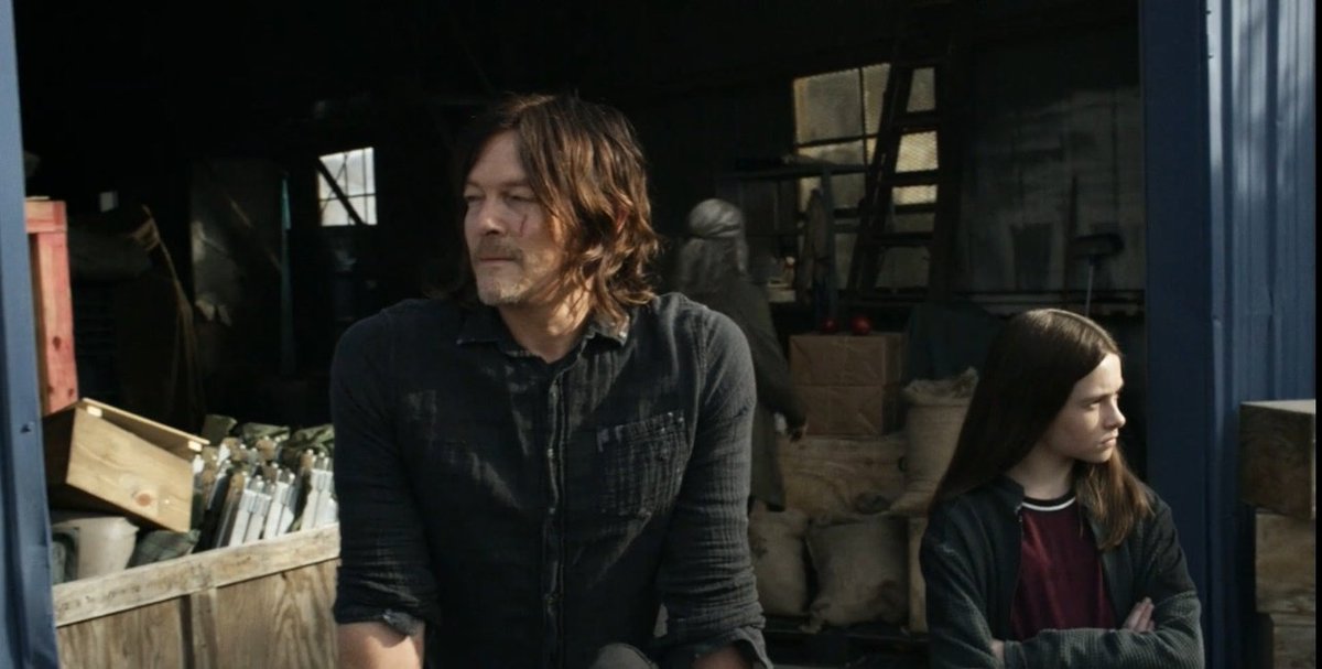 darylarchive's tweet photo. daryl dixon in 11x18, no spoilers, just beauty. https://t.co/YQ0dtIZRVr
