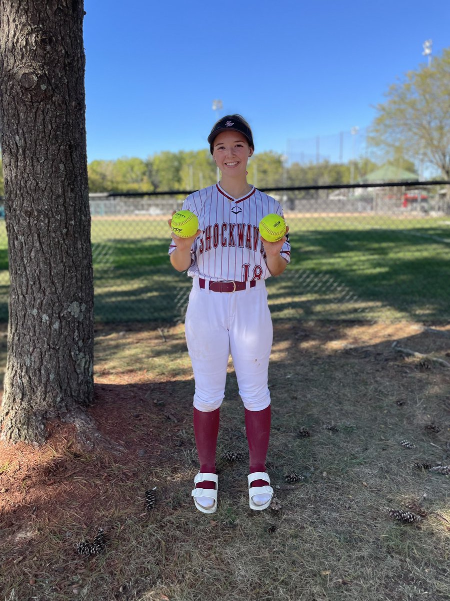 Two homers this weekend at the Indiana futures showcase! <a href="/HoundsSB/">Carmel HS Softball</a>