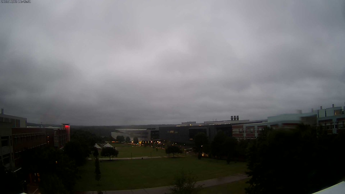 NCStateWxSTEM's tweet photo. NC State at sunset and it's 59.8 F. https://t.co/nLHN1D0dIC