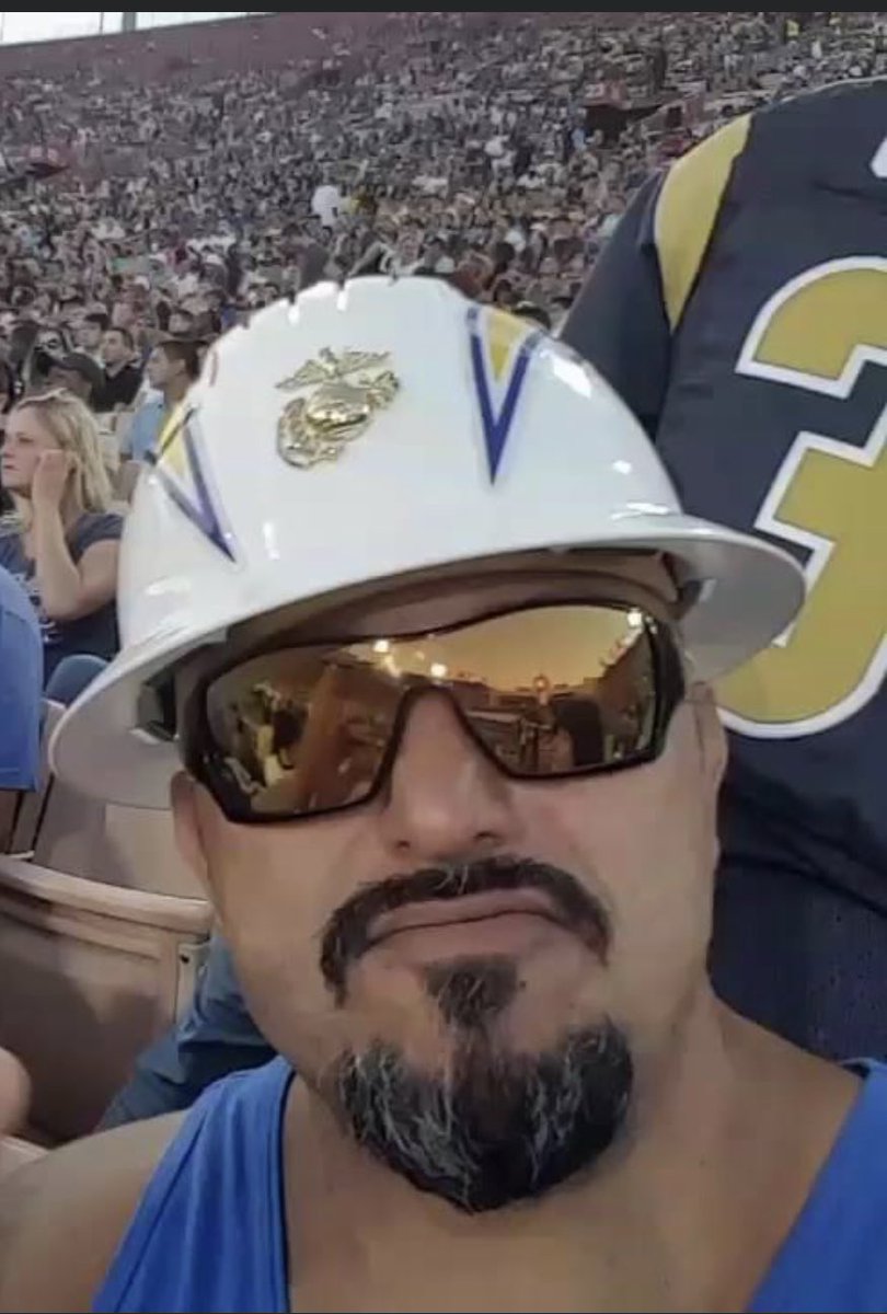 diehardboltclub's tweet photo. Happy birthday to our OG, our Founder, our friend. We love you @Brian_Bolts ⚡️⚡️ https://t.co/PMl7IDmMHl