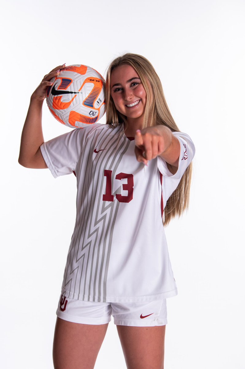 lexi_meyer06's tweet photo. I am so excited and humbled to announce my verbal commitment to continue my athletic and academic career at the University of Oklahoma. I would like to thank my family and friends, especially my parents, all of my coaches, and my teammates. BOOMER ☝🏼 #topnotch24 https://t.co/mRsaIVMBTY