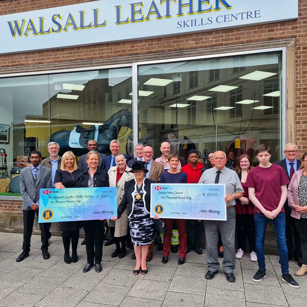 LeatherSchoolCh's tweet photo. A centre teaching the next generation of saddle, bridle and leather-goods makers has received £5,000 to purchase new tools from Walsall Business Support.
#expressandstar #saddleandbridle #walsallbusinesssupport
https://t.co/Zb3uFLYu8f https://t.co/0I7UzoC6mz