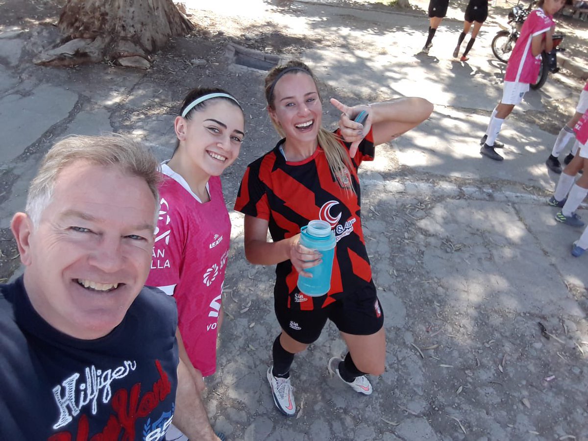DOMINGO DE FÚTBOL FEMENINO!