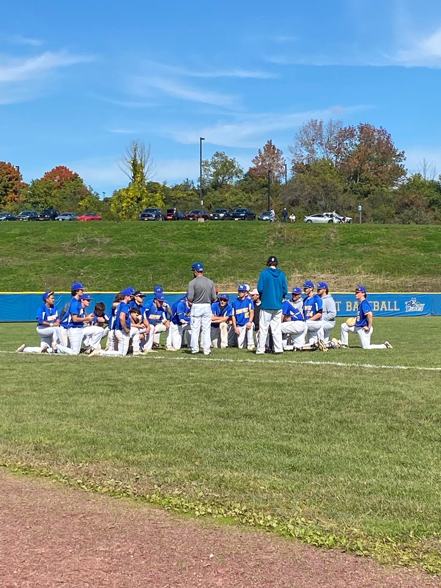 CoachPaulLudden's tweet photo. Two great TEAM wins today to wrap up the fall! Very proud of the effort and energy today! #GoWildcats https://t.co/vqUHLkpc9H