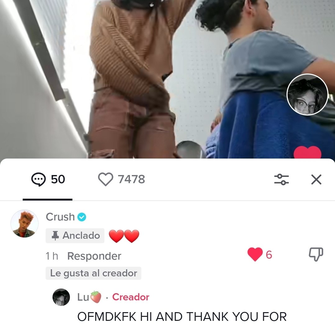 luuvmze's tweet photo. Les cuento q salí en la historia de Crush, bailando Rush Hour :D 

(sale creer q Hobi me vio? :[ valesoñar)
@BTS_twt https://t.co/lkIp48MO6A