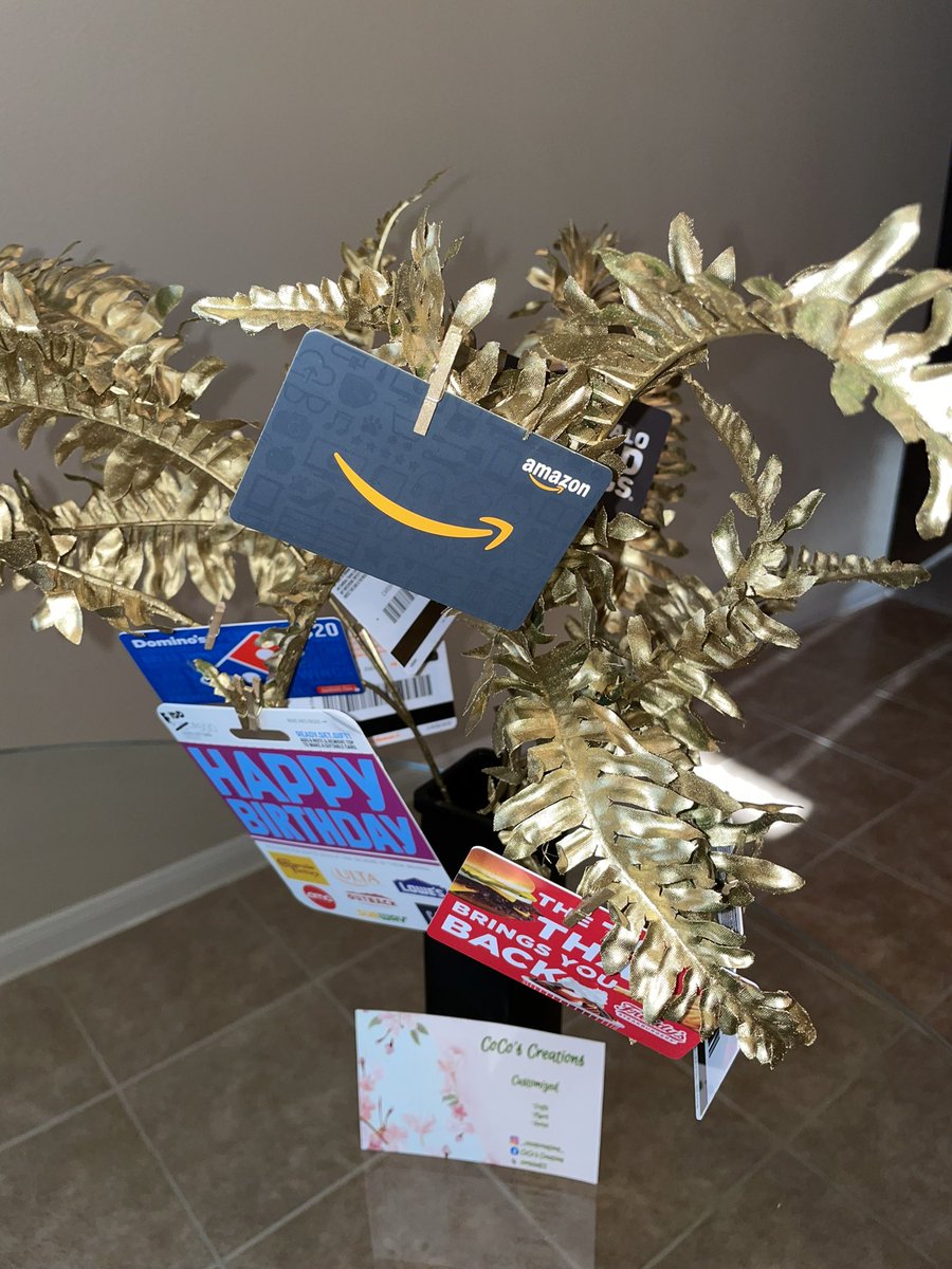CortnieDeNise's tweet photo. Customized Gift Card Tree for Daddy’s Birthday!!!🤑💰Thank you @CynthiaW14 for supporting!!! #crafts #customizedgifts #giftcardtree #blackownedbusiness #supportsmallbusiness #spraypaint #aDOORable

Go follow _cocoscreations_ on Instagram 💛🖤 https://t.co/z5xBC8ZC0w